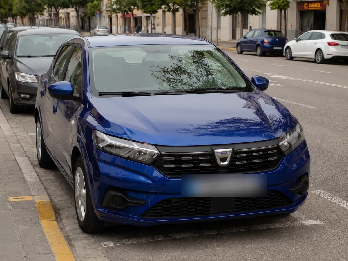 Dacia Sandero azul metálico