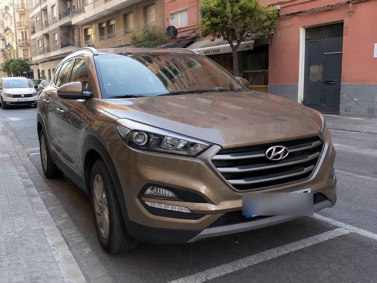 Hyundai Tucson bronze metálico